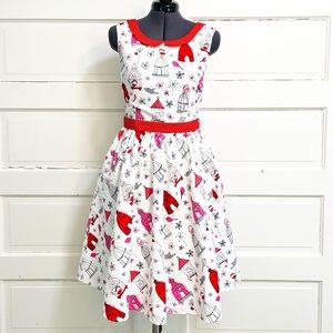 Retrolicious Birdcage dress with red dot trim-perfect for Valentine’s Day❤️💞🌸.